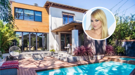 Anna Faris owns an expensive&nbsp;$5 million&nbsp;house in Pacific Palisades, California.